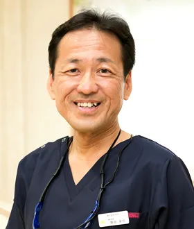 院長紹介（歯学博士）